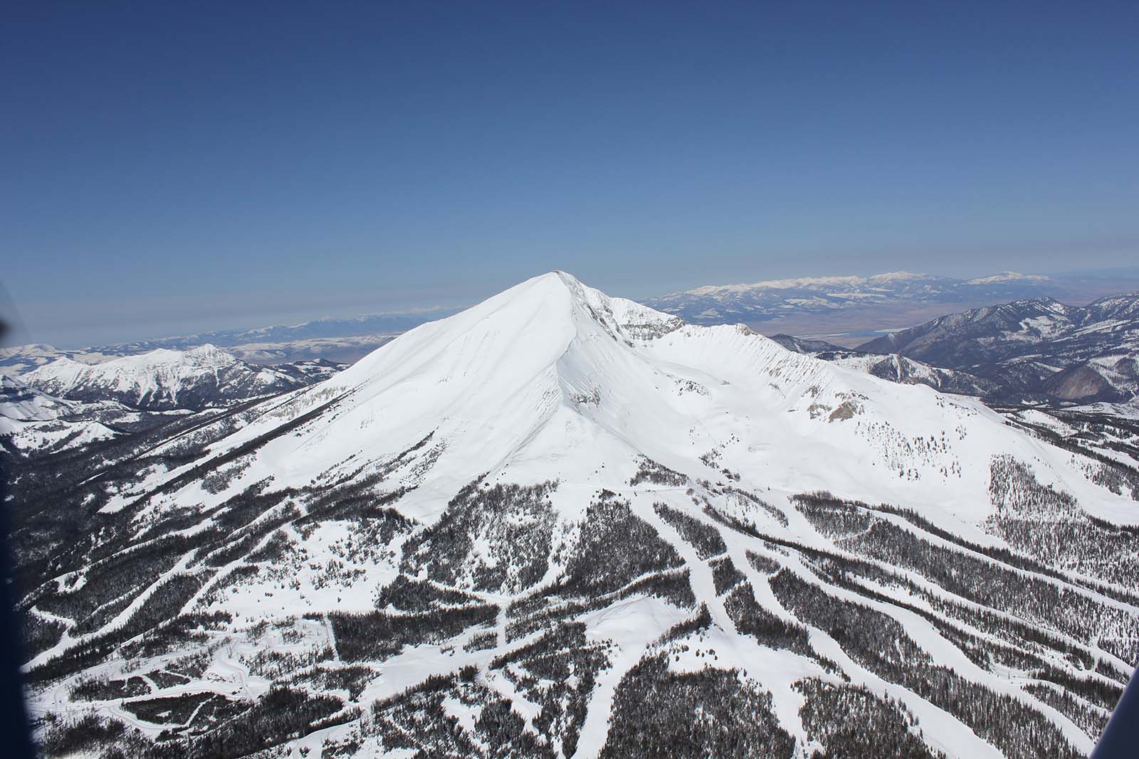 Big Sky, Montana, has a ski run that is almost 10km long